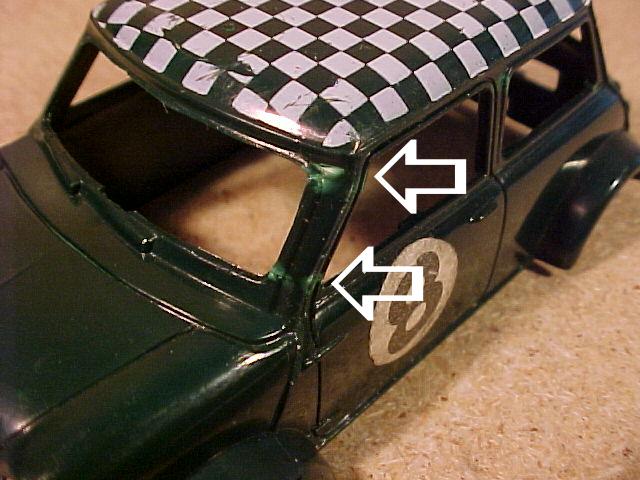 Windscreen pillar