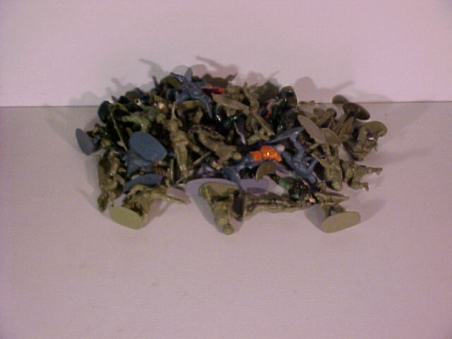 Pile of plastic solders.